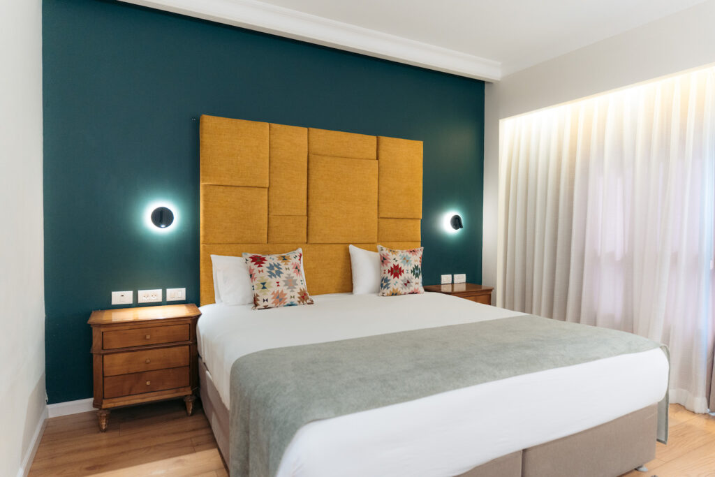 Deluxe Room – Shaked
